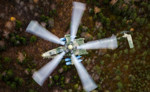 Белоусов: Электротранспорт создает преимущества в городских боях для ВС РФ