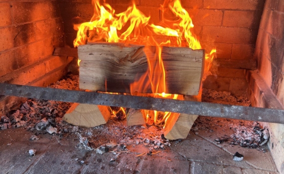 Забыл про дрова навсегда: чистый способ топить баню и печь — меньше дыма, сажи и проблем с дымоходом Забыл про дрова навсегда: чистый способ топить баню и печь — меньше дыма, сажи и проблем с дымоходом